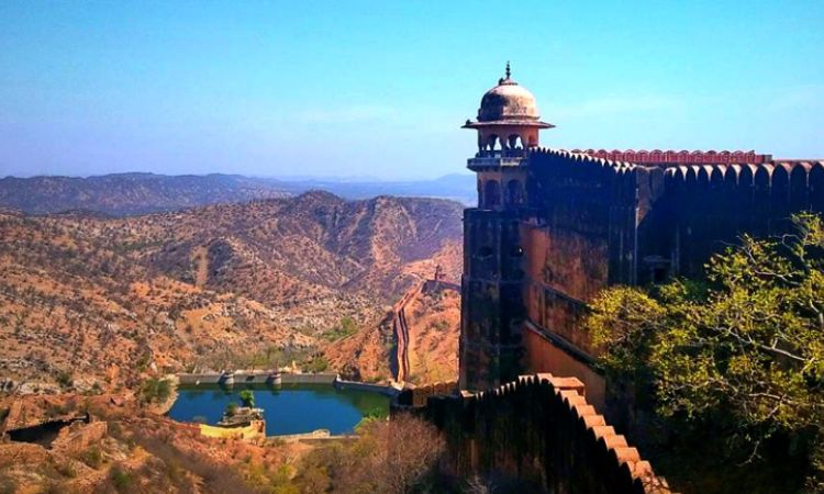 जयगढ़ किला की जानकारी – Jaigarh Fort Jaipur Information In Hindi