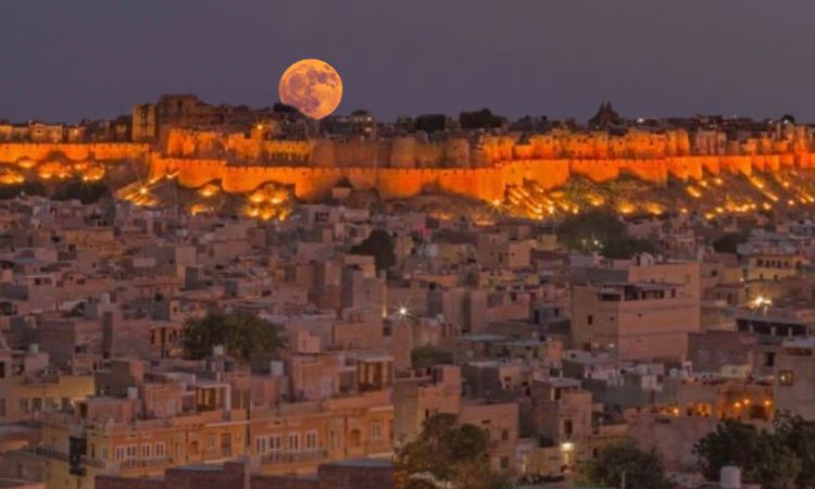 जैसलमेर किले का खूबसूरत दृश्य - Beautiful view of Jaisalmer Fort